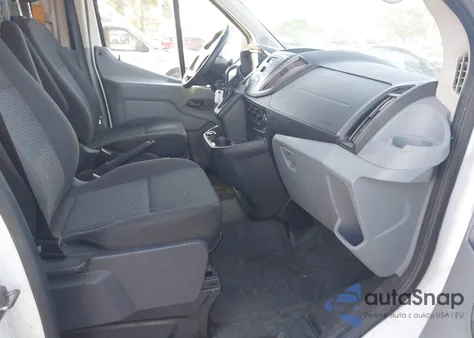 2018 Ford Transit-250 z USA, uszkodzony, nr VIN 1FTYR1YMXJKA53932